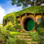Maison de Bilbon et Frodon Ã  Hobbiton