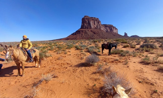 Monument Valley à cheval